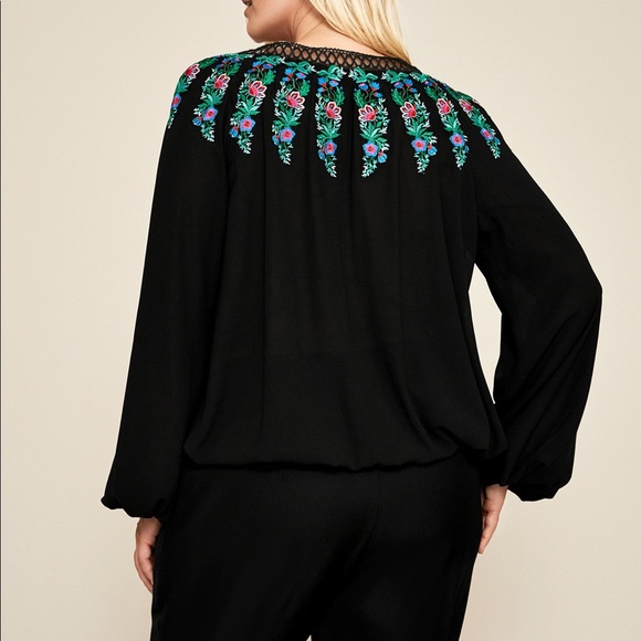 Tadashi Shoji:  Embroidered Crepe Blouse Sz: L - Picture 4 of 5